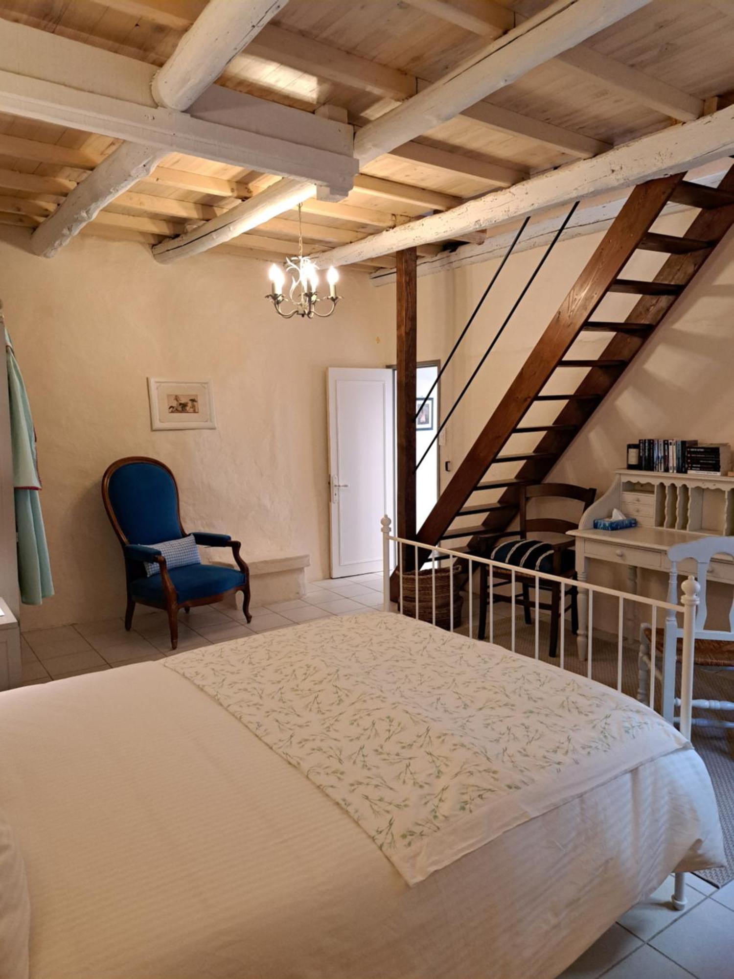 La Maison De Gisele Bed & Breakfast Saint-Victor-des-Oules Exterior foto