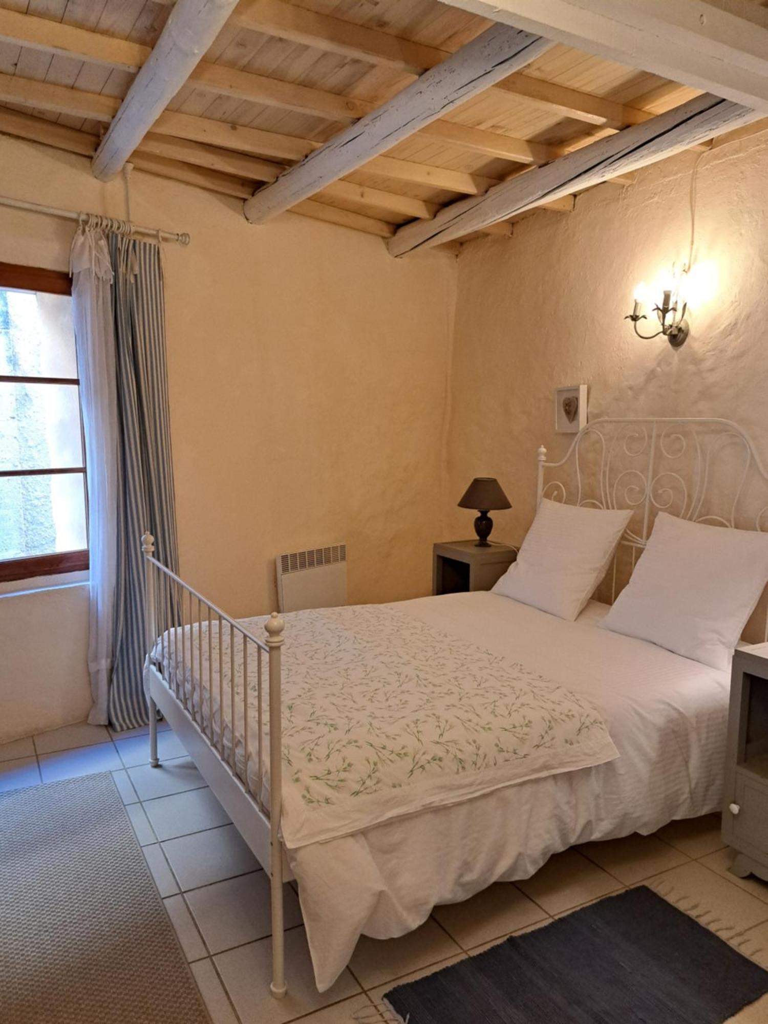 La Maison De Gisele Bed & Breakfast Saint-Victor-des-Oules Exterior foto